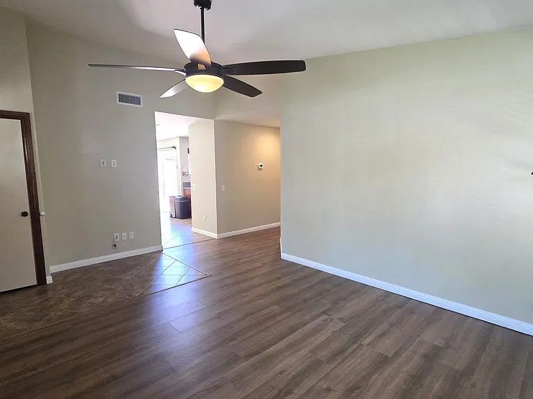 768 Valley Crest Dr — Photo 15