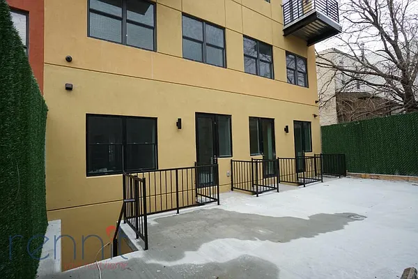 Rented by Rennit Inc. | media 30