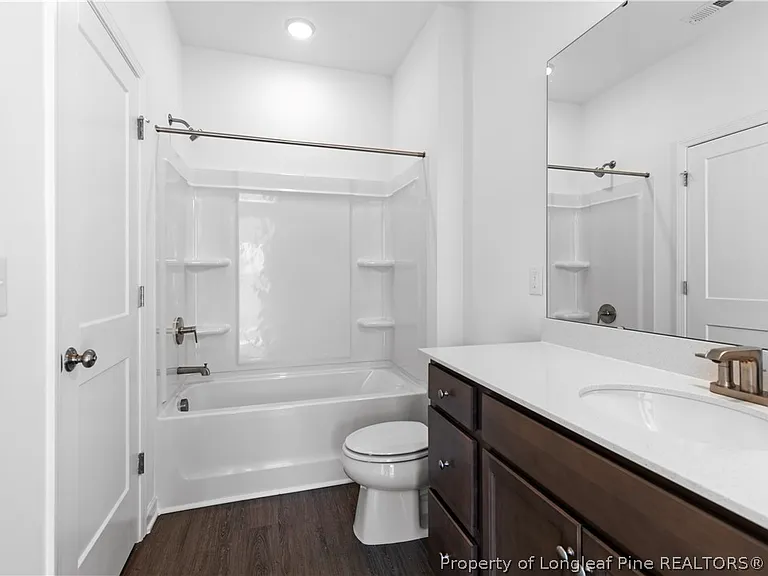1939 Robin Hill Ln — Photo 22
