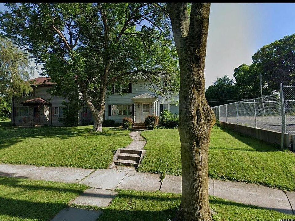 1st image of 542 Pierce Ave