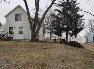 1248 20th Ave SW, Cedar Rapids, IA 52404