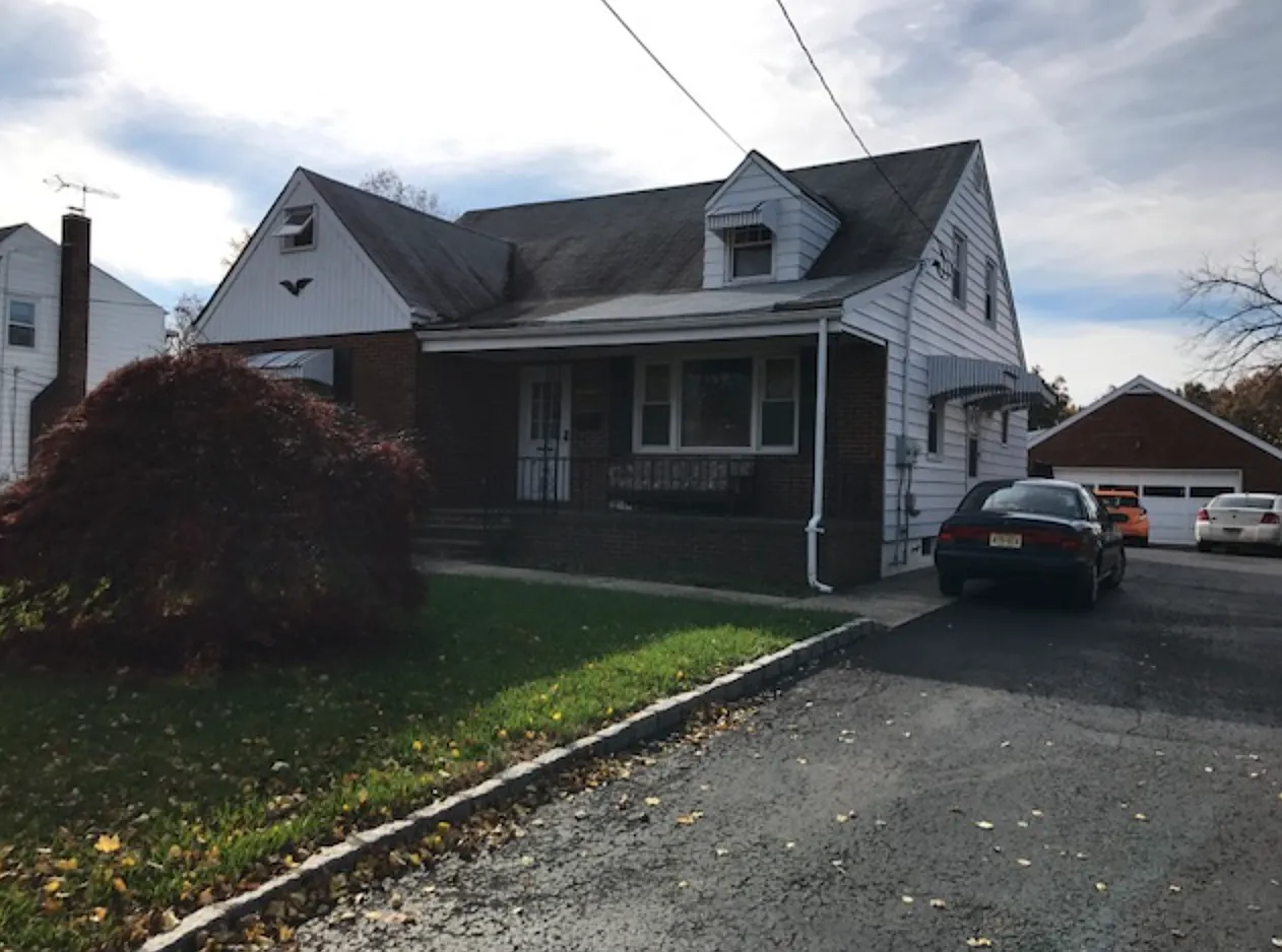 1 bed, 550 sqft, $1,100 — Photo 1