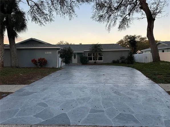 11096 117th Way, Seminole, FL 33778