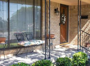 2005 Reynoldston Ln, Dallas, TX 75232