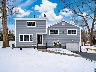 3 Windsor Dr, Park Ridge, NJ, 07656