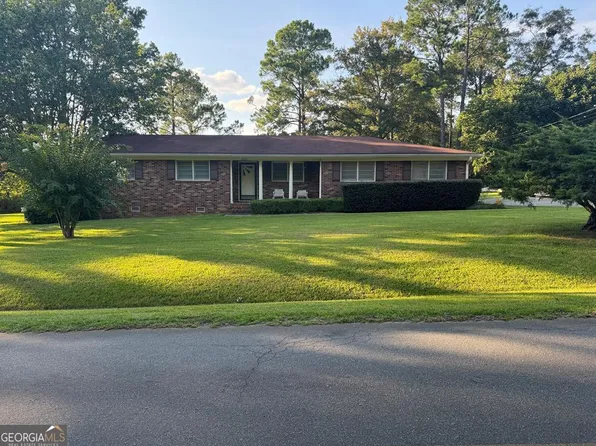 207 Louisiana Dr, Vidalia, GA 30474