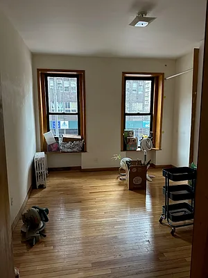 Rented by Batra Group Inc | media 13