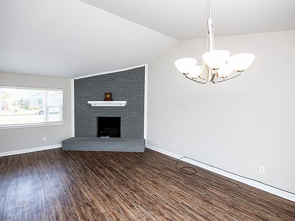 5th image of 943 Southland Dr
