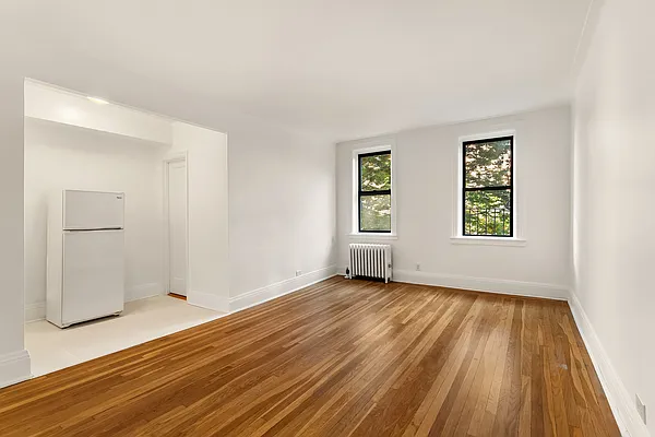 Rented by Compass | media 2