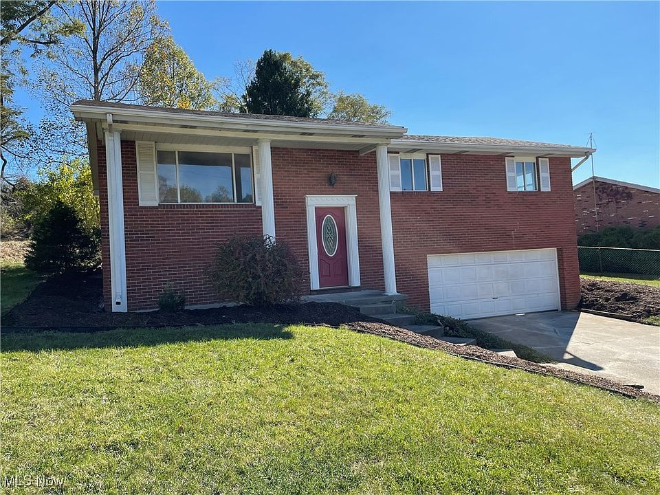 1st image of 3218 Saint Charles Dr