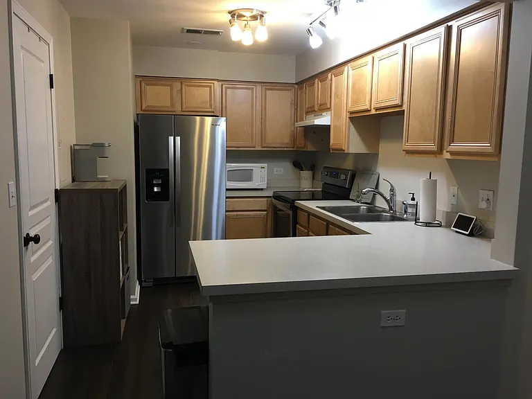 1635 N Milwaukee Ave #103 — Photo 3