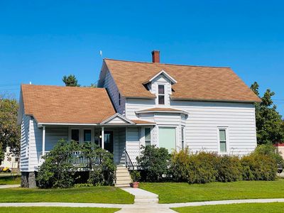 1219 Shore Dr, Marinette, WI, 54143