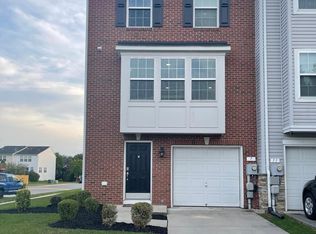 7 Newgate Ct, Falling Waters, WV 25419
