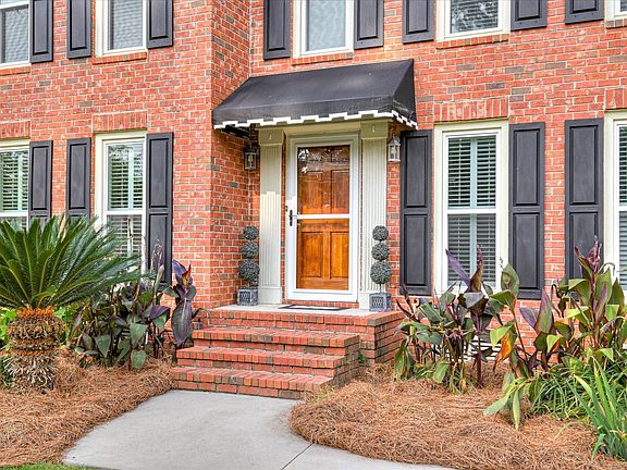 4th image of 299 Ashbrook Drive
