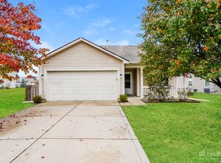 93 Rambling Rd, Greenfield, IN 46140