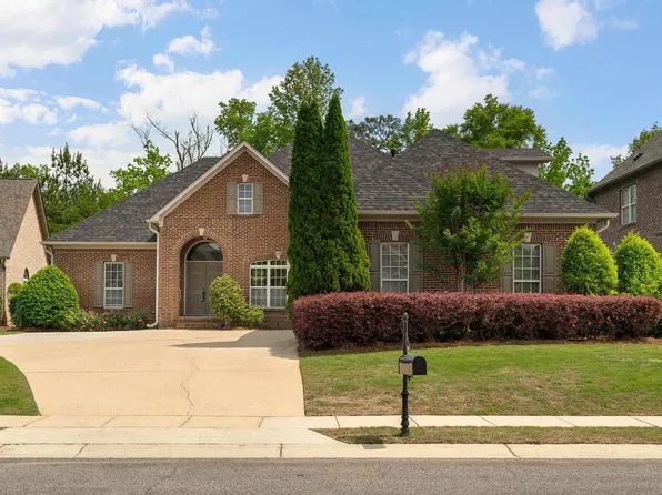 1037 Bridgewater Park Dr, Birmingham, AL 35244