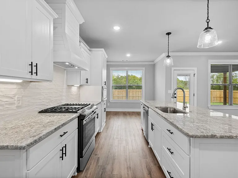 4805 SW Scarlet Oak St — Photo 13