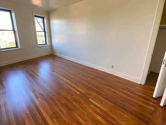 4th image of 82-46 Lefferts Blvd #F5