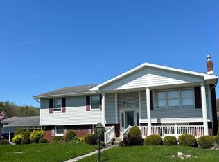 1016 Prince St, Taylor, PA 18517