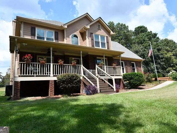 6525 Shady Valley Dr, Flowery Branch, GA 30542