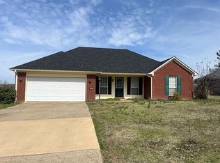 327 Blair Cv, Oxford, MS 38655