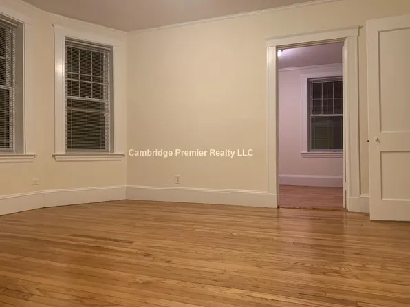 154 Summer St #3, Somerville, MA 02143