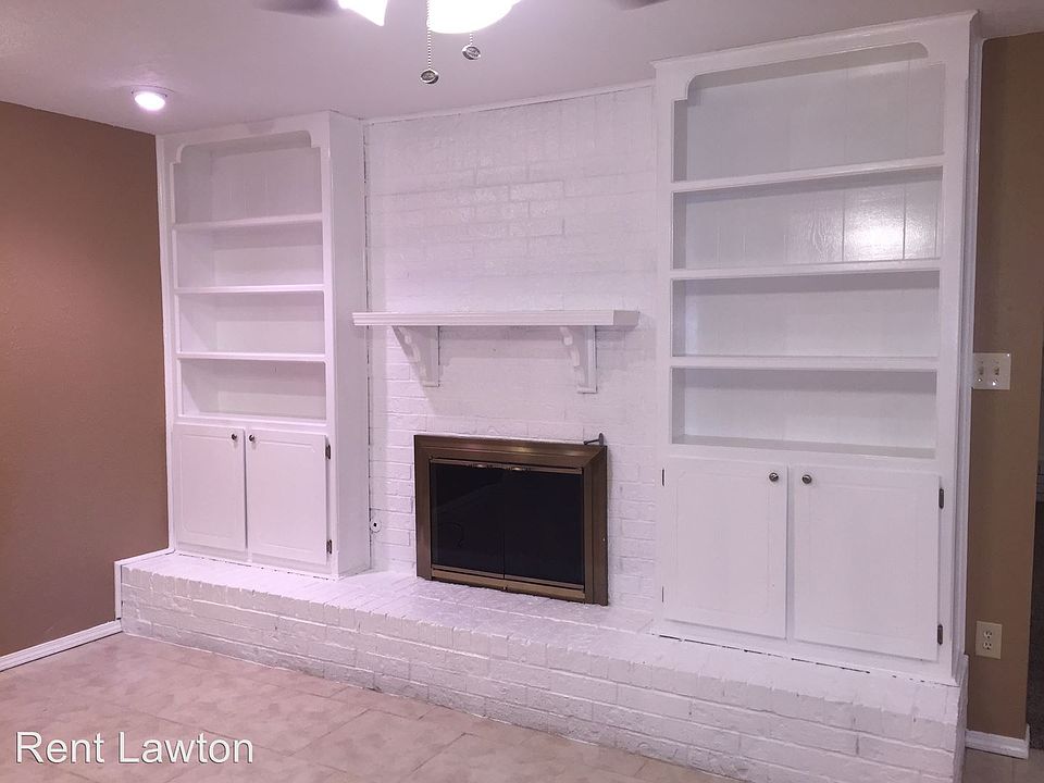 1st image of 5918 NW Lincoln Ave