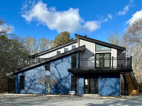 86 Harry Kemp Way #B, Provincetown, MA 02657