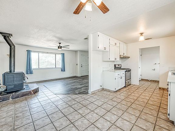 5th image of 46592 Chukchansi Rd