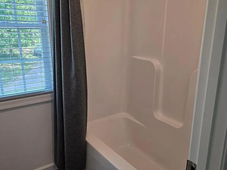 167 Hyde Park Ln — Photo 23
