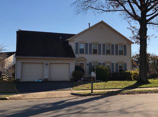 8909 Kenilworth Dr, Burke, VA 22015