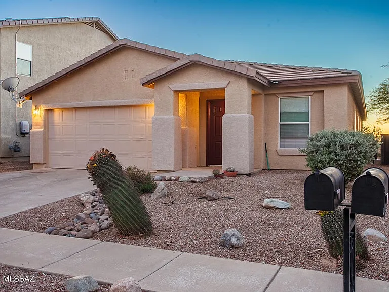 9267 N Red Diamond Ave — Photo 1