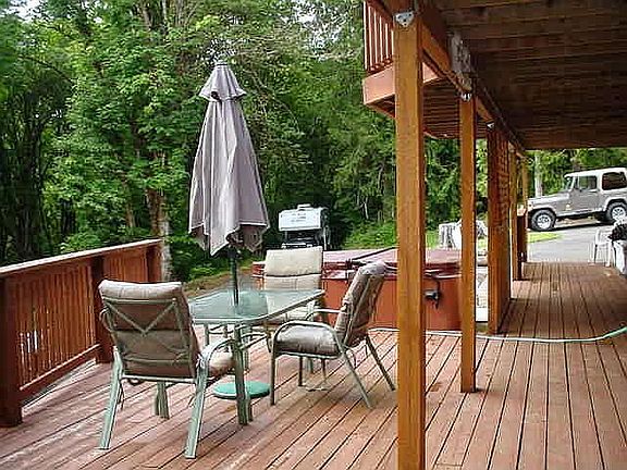 3rd image of 4712 Willow Ln NW