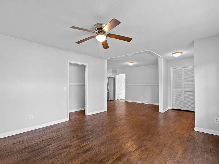 5410 Rollin Rd — Photo 4