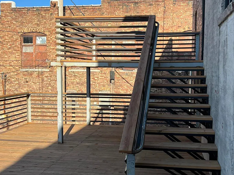 602 N Broadway St #C — Photo 20