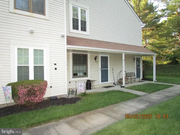 247A Everly Ct, Mount Laurel, NJ 08054