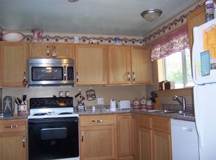 223 S Scofield St, Carthage, IL 62321