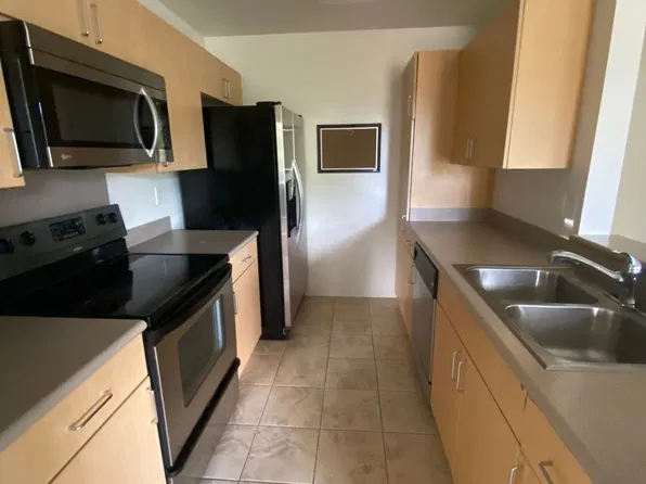 95-988 Ukuwai St, Mililani, HI