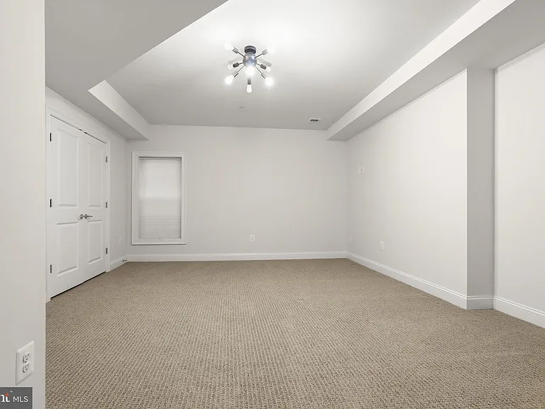 11426 Ellington St — Photo 42