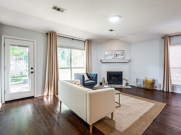 3rd image of 1003 Windymeadow Ln