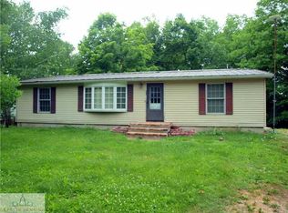 5160 Rainbow Lake Rd, Perrinton, MI 48871