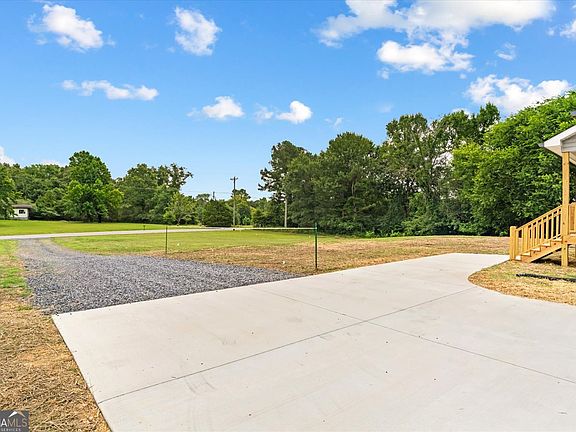 2nd image of 139 Kirby Young Rd SE