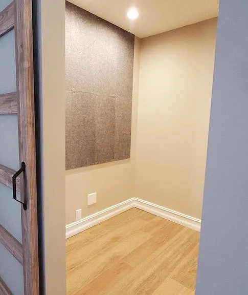 1301 W Windrift Way — Photo 17