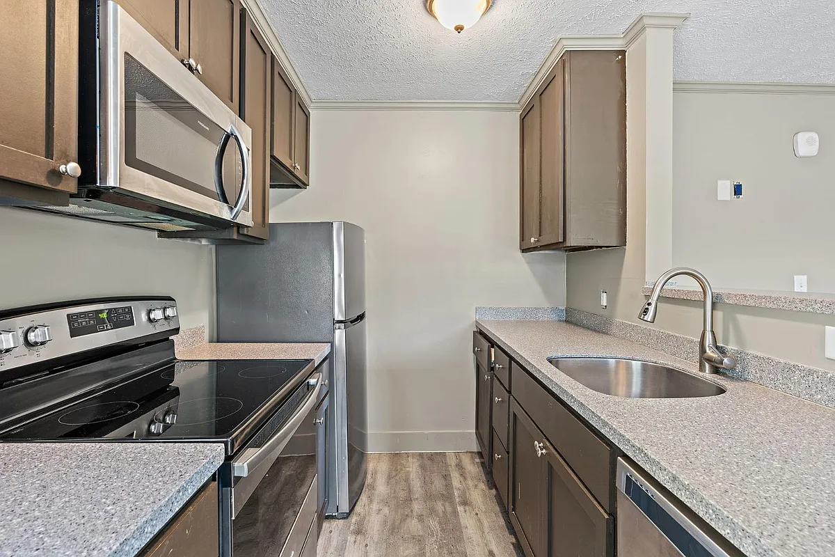 Unit Photo - 5160 Linbar Dr #5170