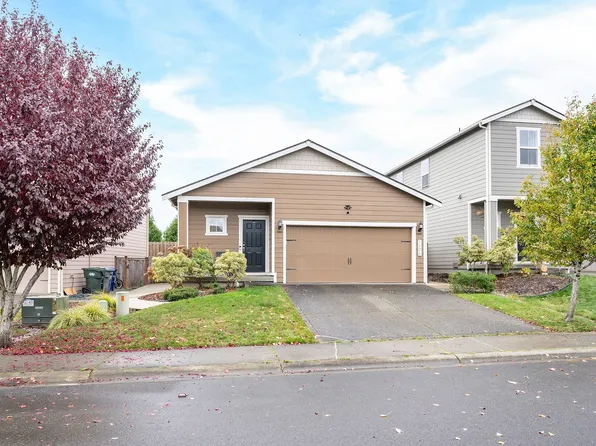 1926 193rd St E, Spanaway, WA 98387