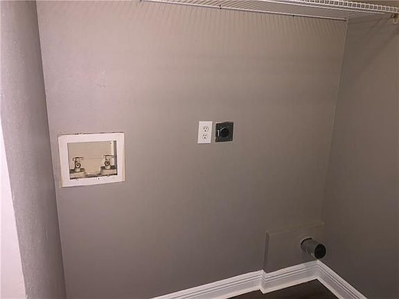 4th image of 1428 Numa St