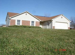 2270 E Bomar Blvd, Greenfield, IN 46140