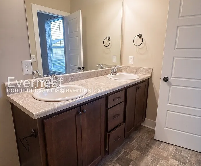 5860 Cheshire Cove Trl — Photo 7