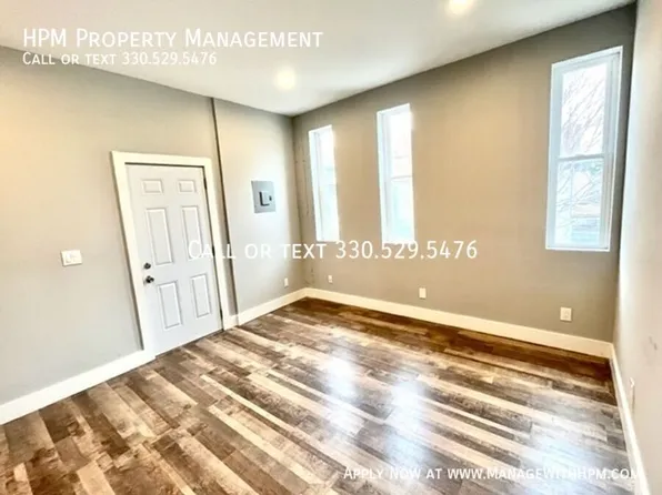 2179 W 11th St, Cleveland, OH