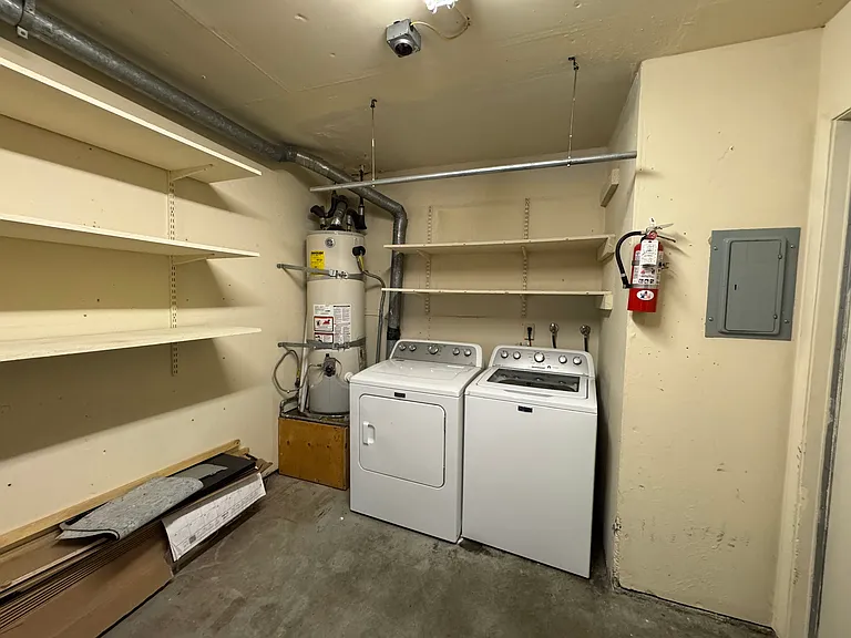 1354 Daniel Ct — Photo 22